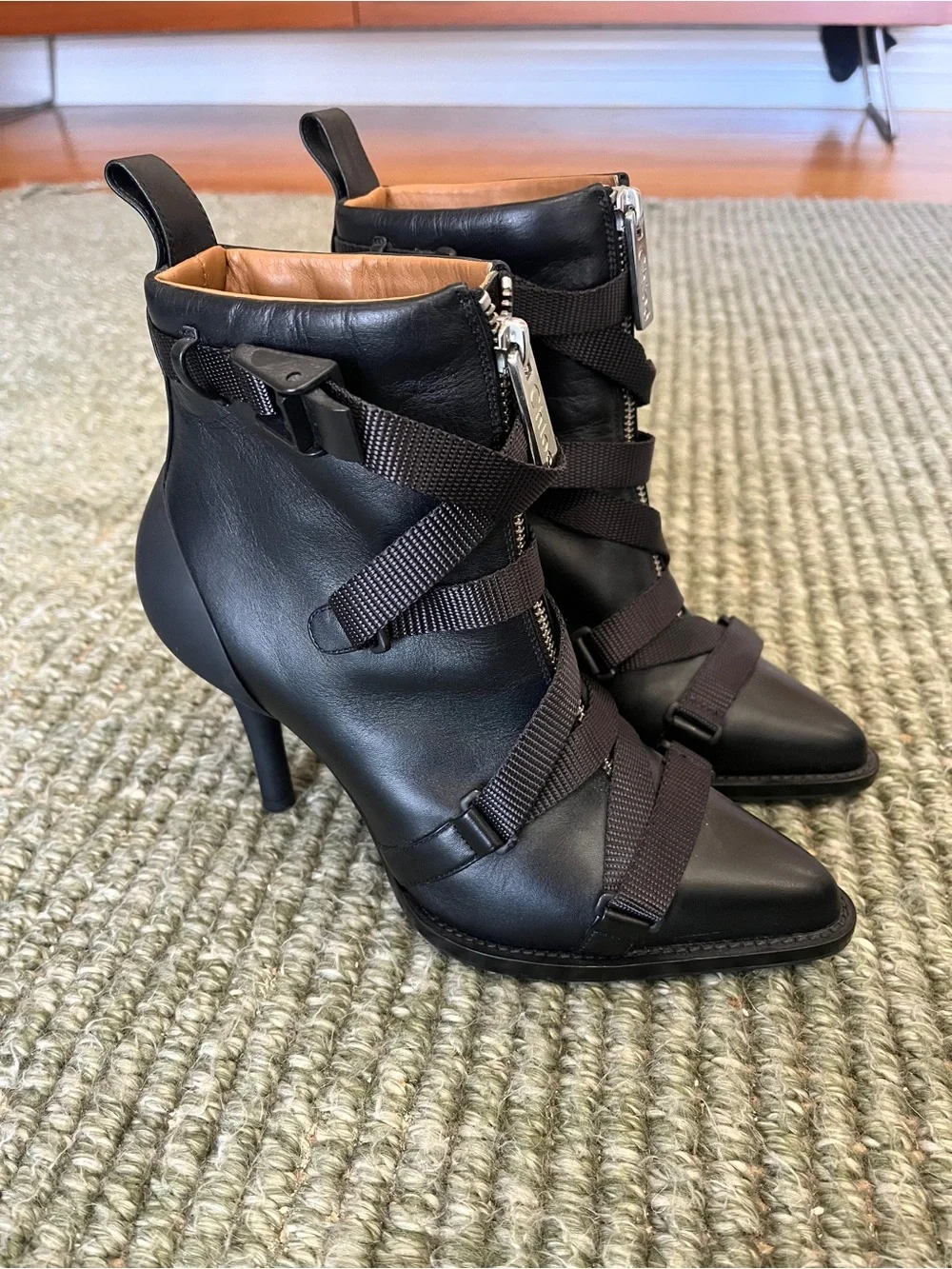 Chloé Black Leather Pointed Ankle Boots with Strap Details